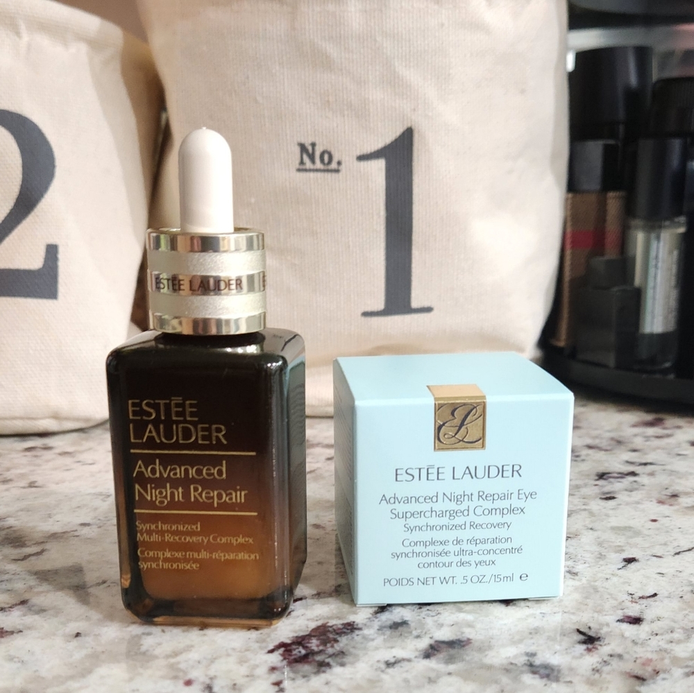 NEW ESTEE LAUDER ADVANCED NIGHT REPAIR FACE SERUM NIB+FREE GIFT - Picture 2 of 2